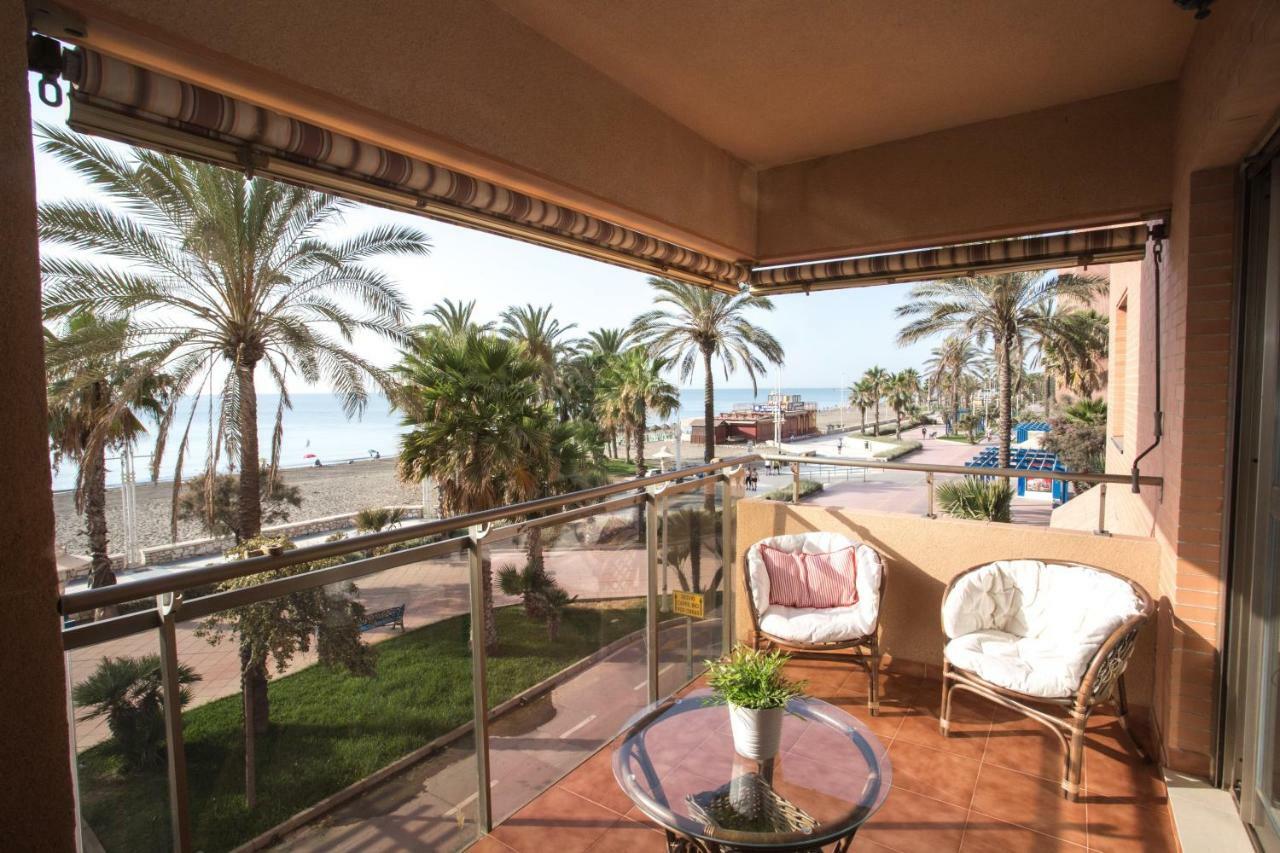 Апартаменти Deluxe Playa Pacifico Малага Екстер'єр фото